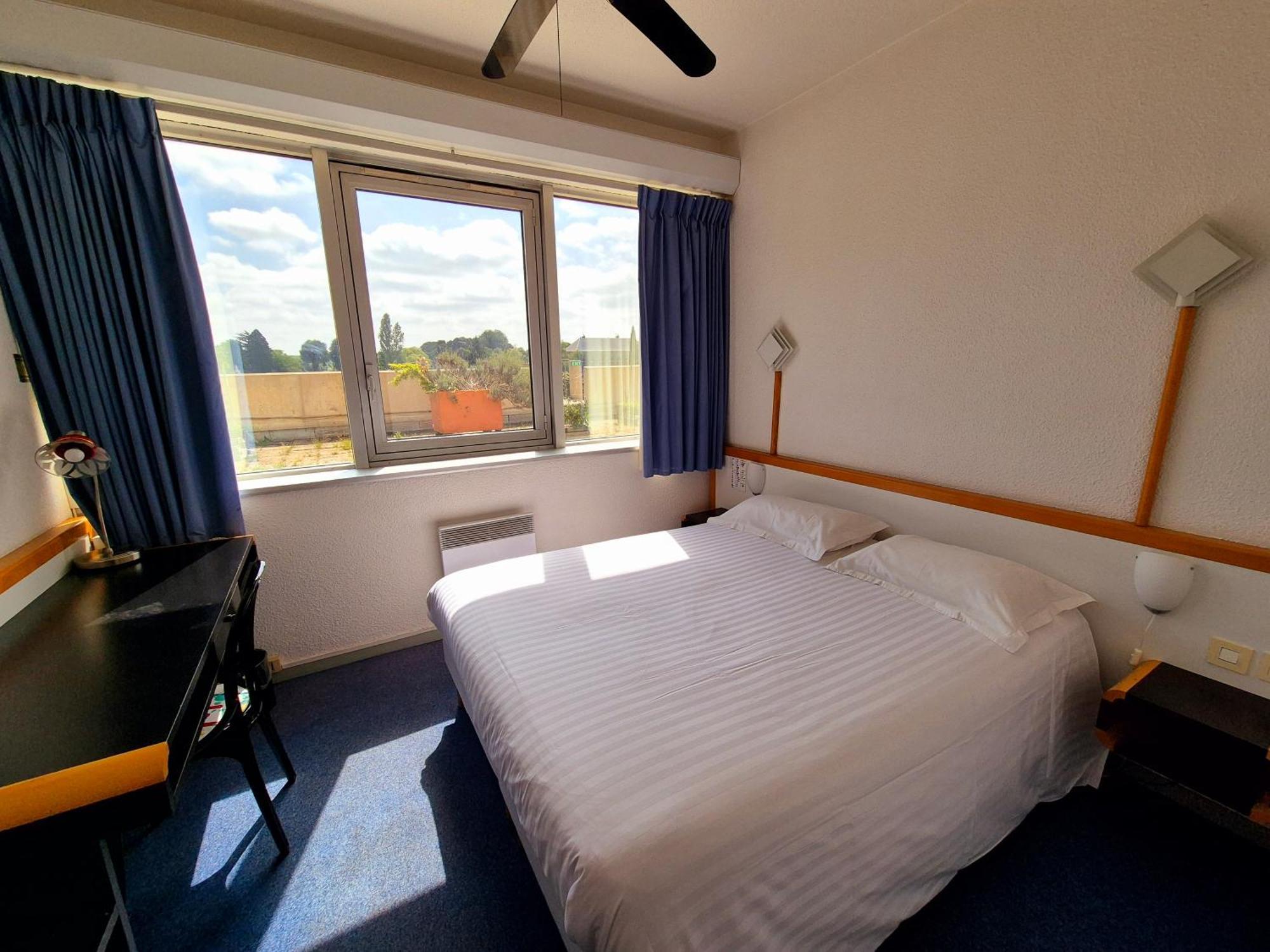Arche Hotel Vierzon Zewnętrze zdjęcie