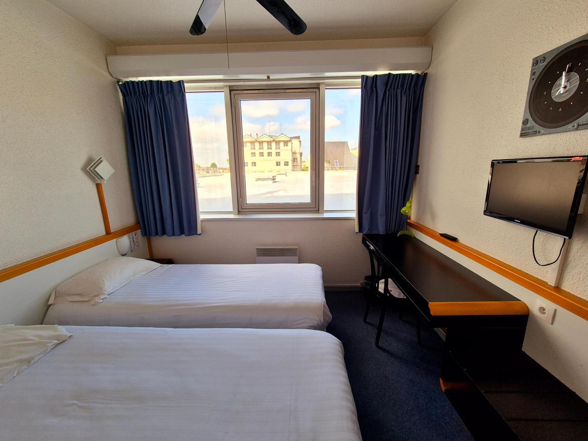 Arche Hotel Vierzon Zewnętrze zdjęcie